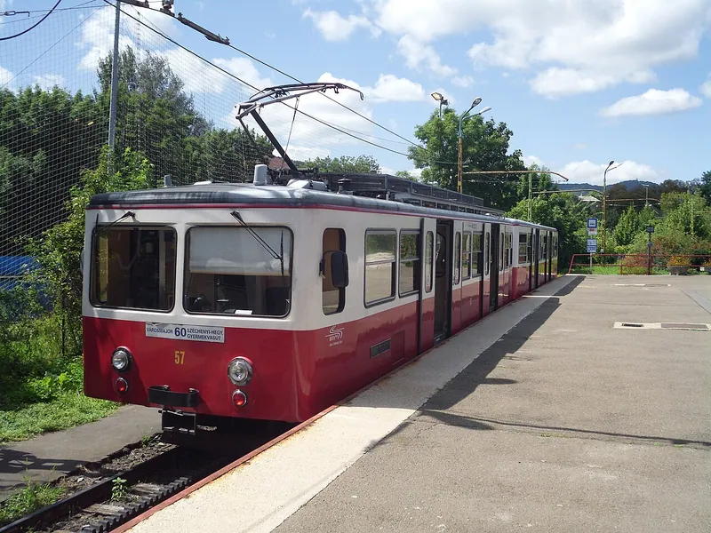 Kugghjulståg vid Városmajor i Budapest.